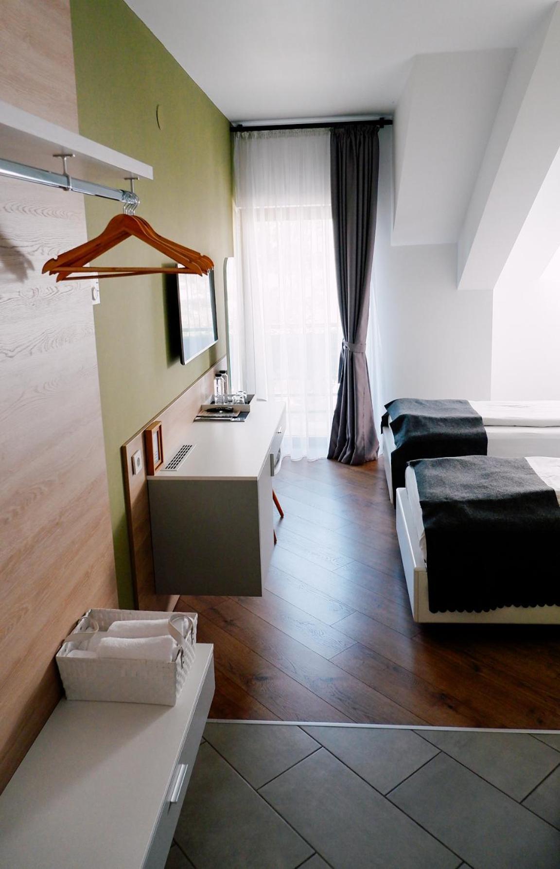 Hotel Casa M à Oradea Extérieur photo